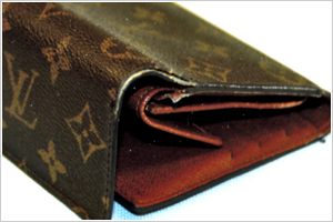 ヴィトンの財布の修理例